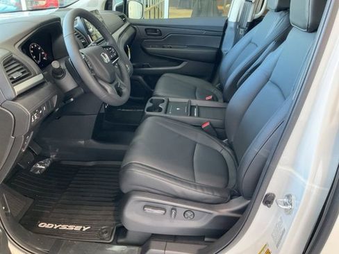 New 2026 Honda Odyssey EX-L image 4