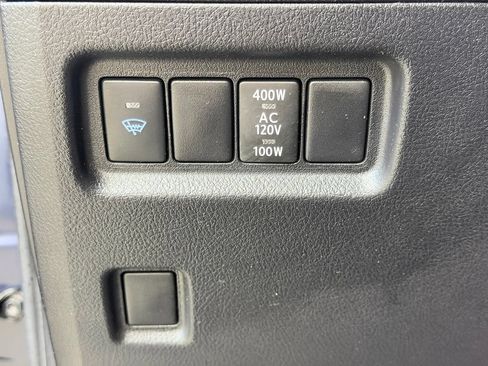 Used 2020 Toyota 4Runner Limited AWD/4WD image 43