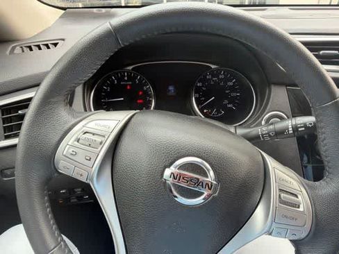 Used 2015 Nissan Rogue SL w/ SL Premium Package AWD/4WD image 11