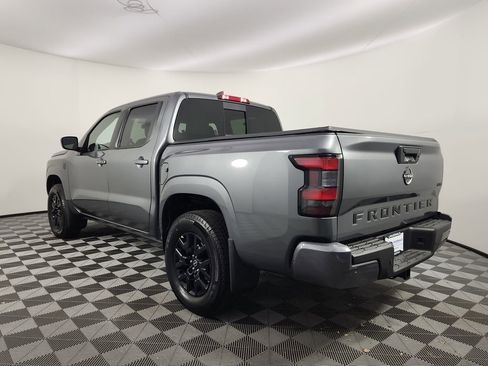 New 2026 Nissan Frontier SV w/ SV Convenience Package image 3