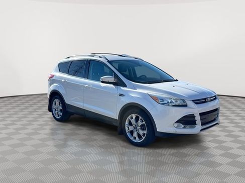 Used 2014 Ford Escape Titanium w/ Equipment Group 401A image 2