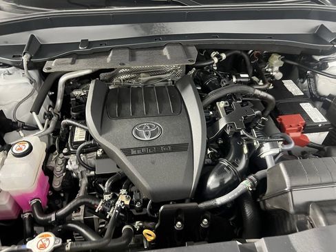 Used 2024 Toyota Grand Highlander Limited image 36