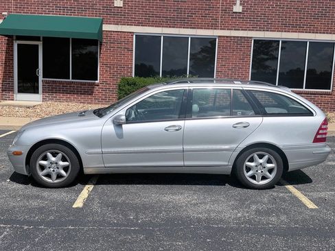 Used 2003 Mercedes-Benz C 320 Wagon image 1