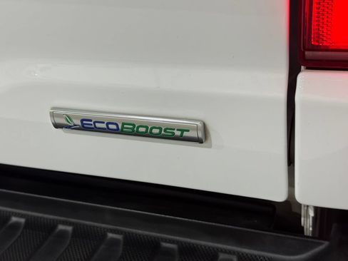 Used 2021 Ford F150 Lariat w/ Equipment Group 502A High AWD/4WD image 33