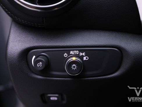 New 2025 Chevrolet Blazer LT image 18