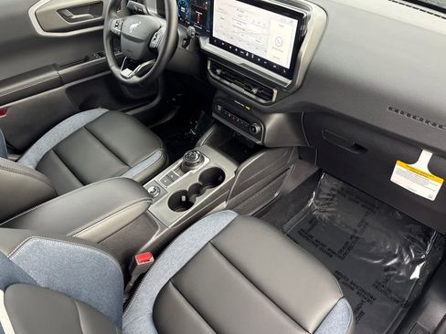 New 2025 Ford Bronco Sport Outer Banks image 23