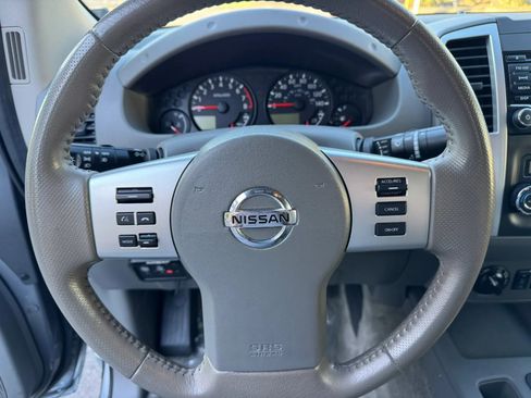 Used 2017 Nissan Frontier SV w/ SV Value Truck Package AWD/4WD image 31