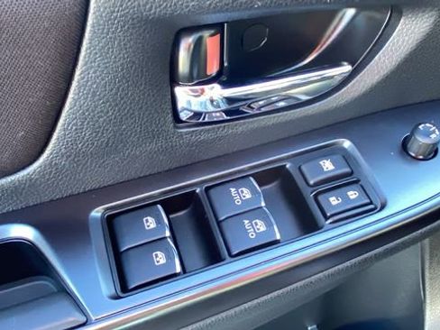 Used 2019 Subaru WRX image 18