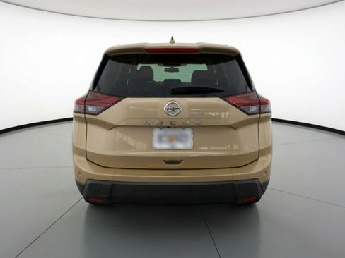 Used 2025 Nissan Rogue SV FWD image 7