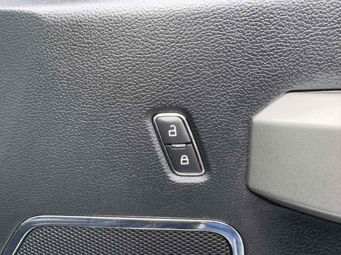 Used 2019 Ford F150 Lariat w/ Equipment Group 502A Luxury image 33