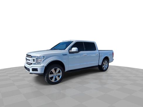 Used 2018 Ford F150 XLT w/ Equipment Group 302A Luxury AWD/4WD image 4