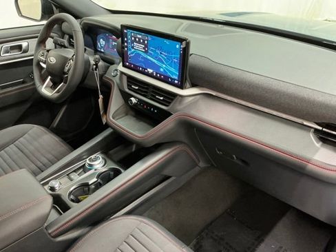New 2026 Ford Explorer ST-Line w/ ST-Line Street Pack image 22