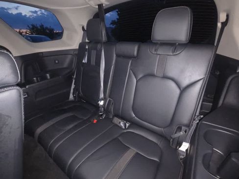Used 2024 Honda Pilot Touring image 17