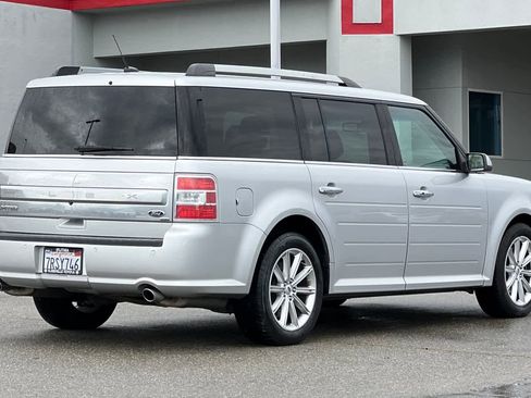 Used 2016 Ford Flex Limited AWD/4WD image 2