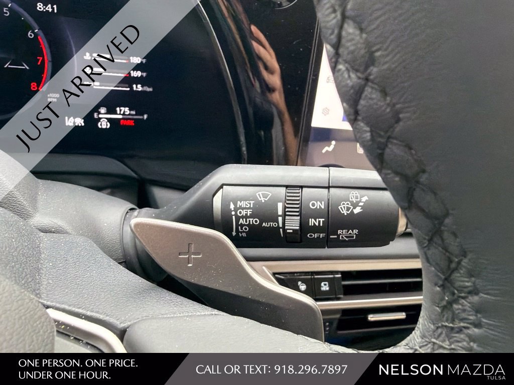 Used 2025 Lexus RX 350 AWD w/ Convenience Package image 17