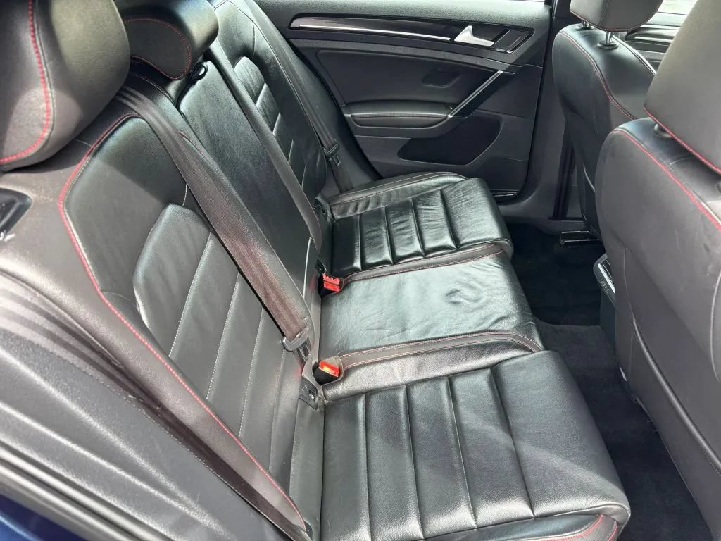 Used 2015 Volkswagen GTI SE w/ Lighting Package (SEL) FWD image 16