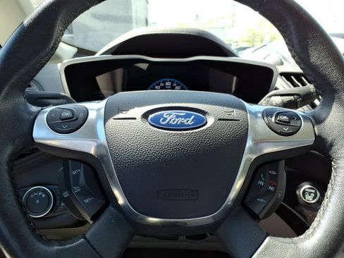 Used 2018 Ford C-MAX Titanium w/ Equipment Group 301A FWD image 20