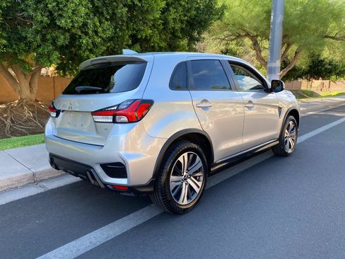 Used 2021 Mitsubishi Outlander Sport SE AWD/4WD image 9