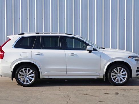 Used 2016 Volvo XC90 T6 Momentum w/ Momentum Plus Package image 51