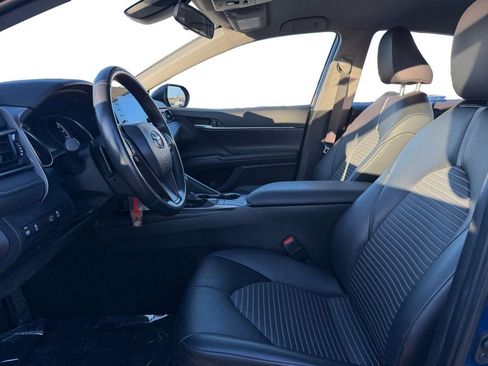 Used 2024 Toyota Camry SE image 10