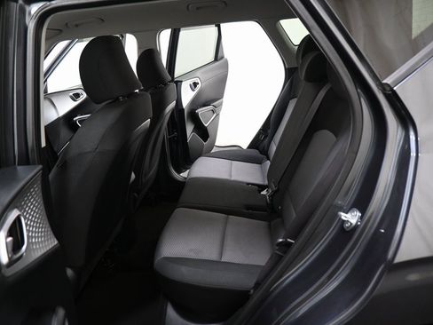 Used 2021 Kia Soul LX image 23