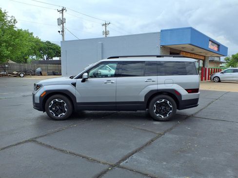 Used 2025 Hyundai Santa Fe SEL image 5