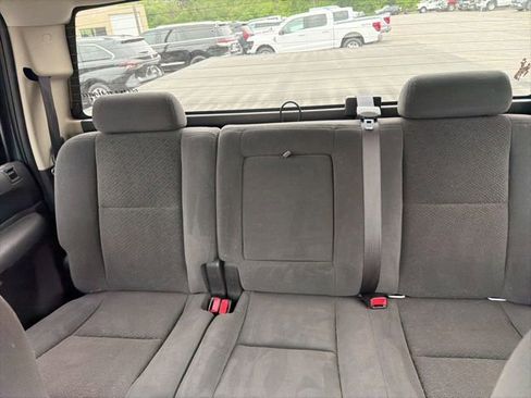 Used 2007 Chevrolet Silverado 2500 LT w/ 1LT Convenience Package AWD/4WD image 14