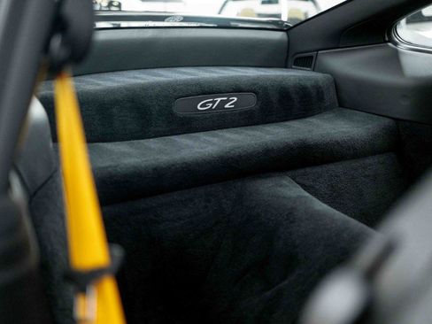 Used 2002 Porsche 911 GT2 RWD image 62