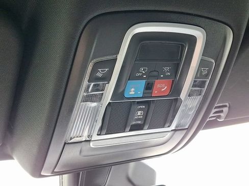 Used 2026 RAM 1500 Laramie AWD/4WD image 22