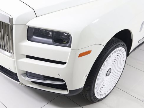 Used 2020 Rolls-Royce Cullinan image 83