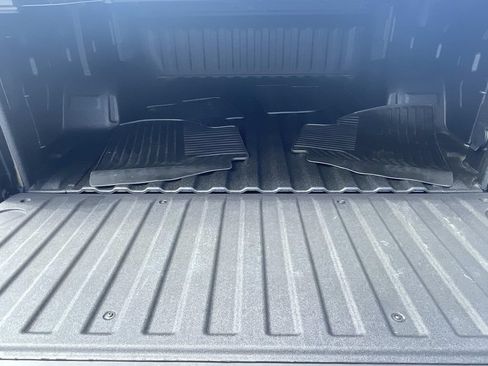 Used 2026 Chevrolet Silverado 1500 Custom RWD image 8