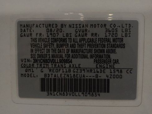 Used 2020 Nissan Versa S image 33