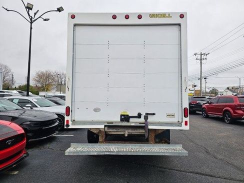 Used 2022 GMC Savana 4500 4500 Van 177 w/ Power Convenience Package RWD image 6