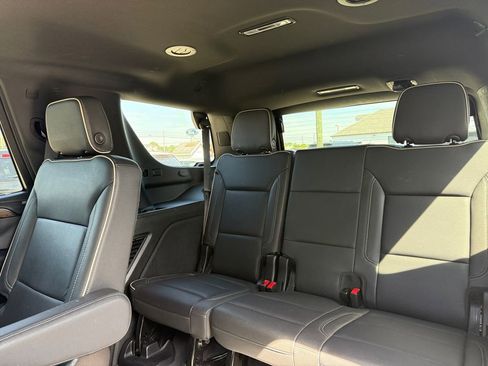 Used 2024 Chevrolet Tahoe Premier RWD image 22