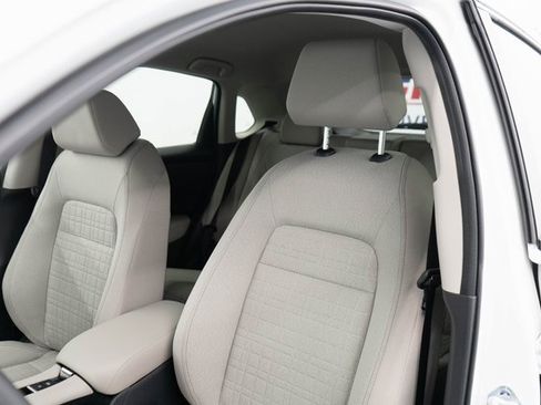 New 2026 Honda HR-V LX image 14