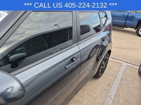 Used 2024 Kia Soul LX w/ Option Group 015 FWD image 3