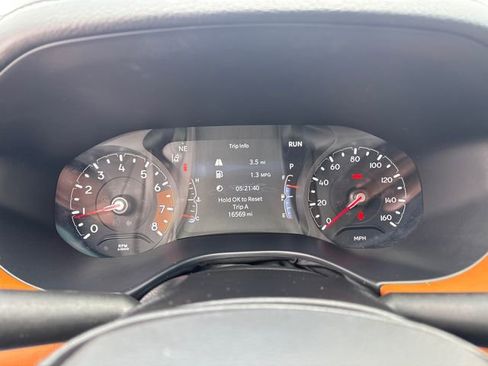 Used 2025 Jeep Compass Limited image 28