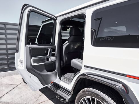 Used 2026 Mercedes-Benz G 63 AMG 4MATIC image 30