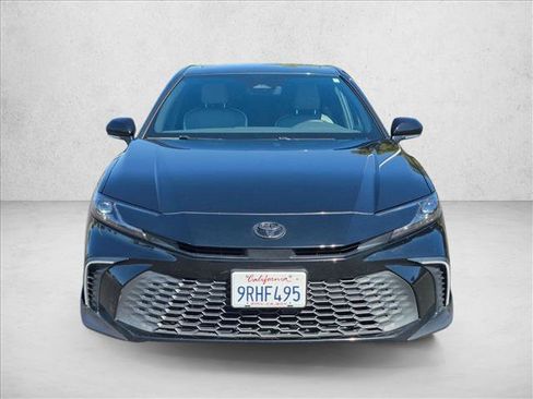 Certified 2025 Toyota Camry SE w/ Convenience Package FWD image 2
