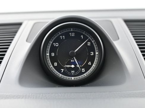 Certified 2023 Porsche Macan image 22