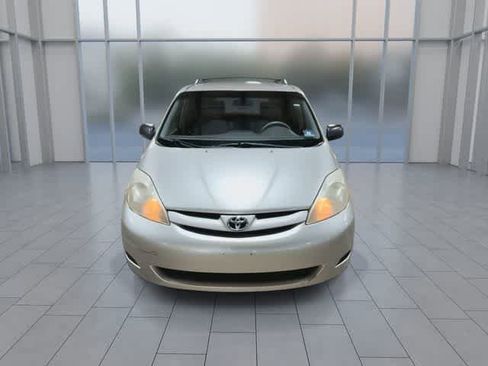 Used 2006 Toyota Sienna LE AWD/4WD image 3