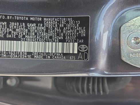 Used 2013 Toyota Corolla LE FWD image 21