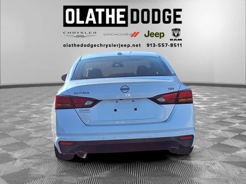 Used 2024 Nissan Altima 2.5 SR image 24