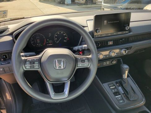 Used 2025 Honda CR-V EX image 12