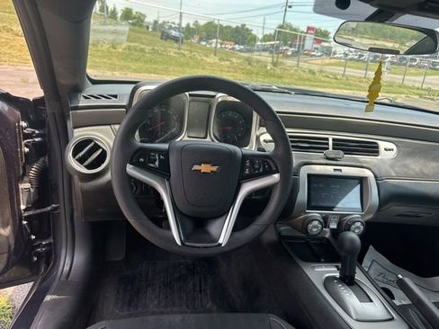 Used 2013 Chevrolet Camaro LS RWD image 13