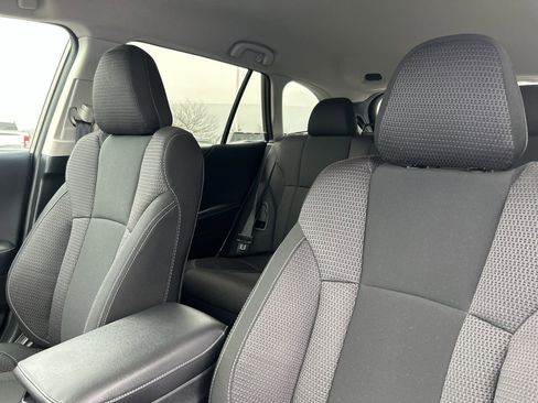 Used 2022 Subaru Outback Premium image 22