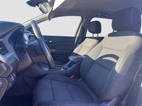 Used 2018 GMC Acadia SLE image 5