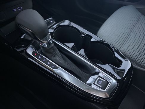 New 2025 Chevrolet Trax LT w/ Driver Confidence Package image 7