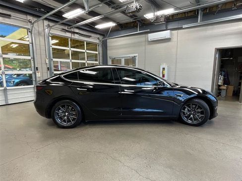 Used 2020 Tesla Model 3 Long Range AWD/4WD image 6