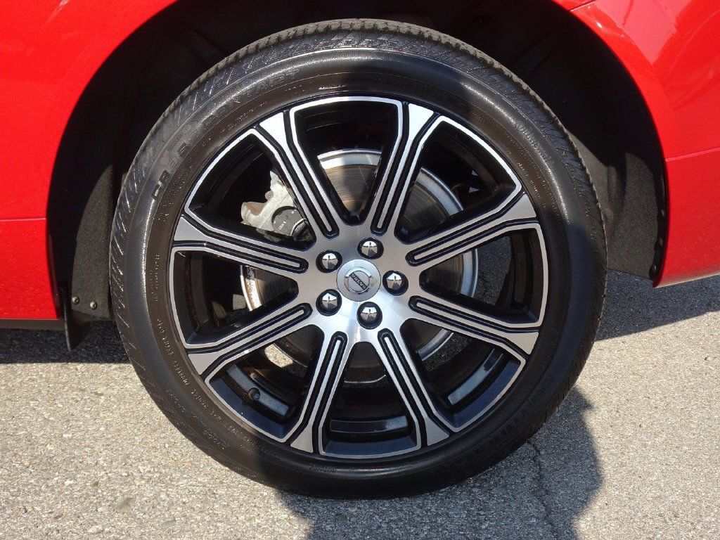 Used 2019 Volvo XC60 T6 Inscription w/ Protection Package Premier AWD/4WD image 27